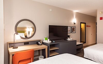 Hampton Inn & Suites Newark Airport Elizabeth