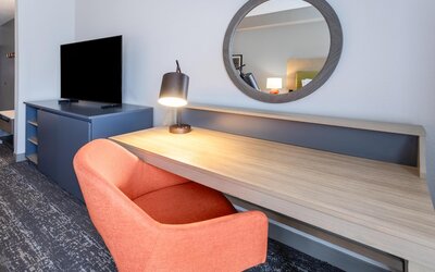 Hampton Inn & Suites Newark Airport Elizabeth