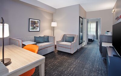 Hampton Inn & Suites Newark Airport Elizabeth