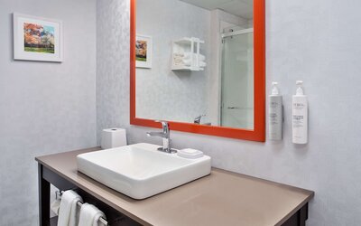 Hampton Inn & Suites Newark Airport Elizabeth