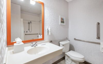 Hampton Inn & Suites Newark Airport Elizabeth