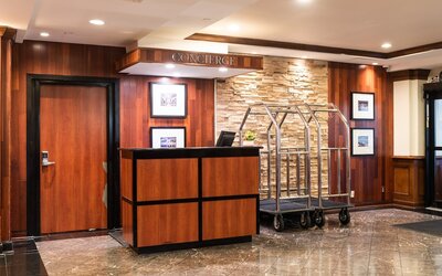 Crowne Plaza Newark Airport by IHG