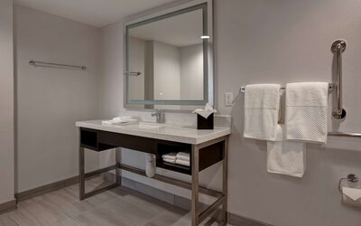 Embassy Suites by Hilton Oklahoma City Northwest