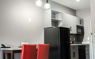 Hawthorn Extended Stay by Wyndham Oklahoma City Airport