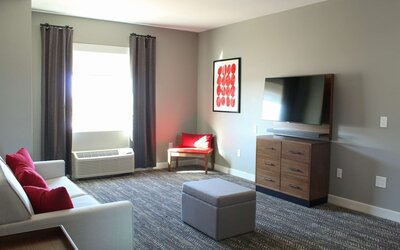 Hawthorn Extended Stay by Wyndham Oklahoma City Airport