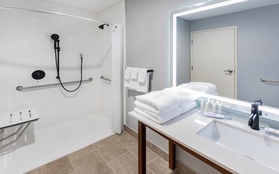 Hawthorn Extended Stay by Wyndham Oklahoma City Airport