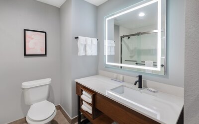 Hawthorn Extended Stay by Wyndham Oklahoma City Airport