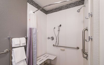 La Quinta Inn & Suites by Wyndham Oklahoma City - NW Expwy
