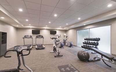La Quinta Inn & Suites by Wyndham Oklahoma City - NW Expwy