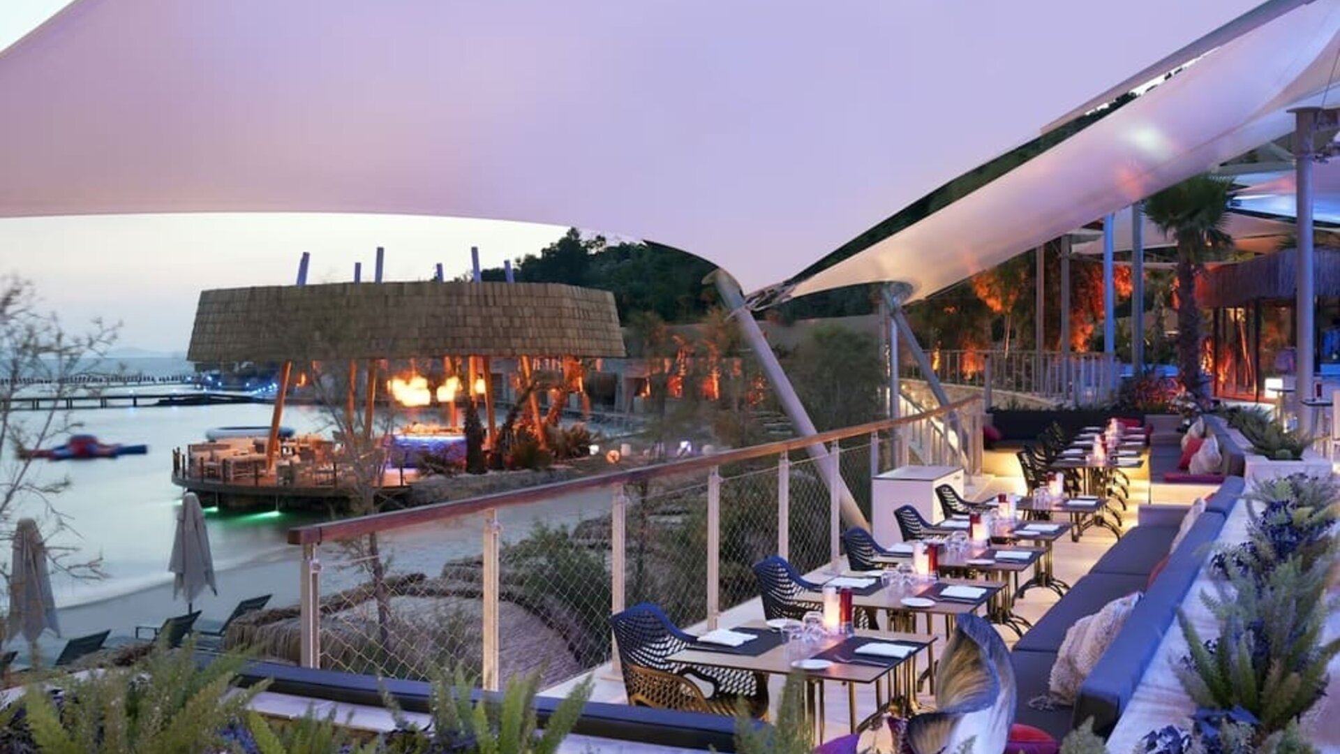 Terrace and outdoor seating at Le Méridien Bodrum Beach Resort.