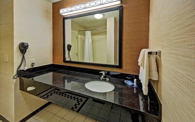 Fairfield Inn & Suites by Marriott Oklahoma City-Warr Acres