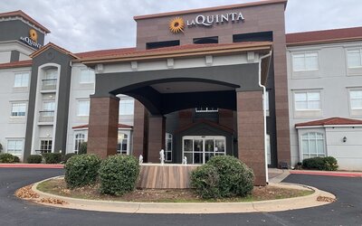 La Quinta Inn & Suites by Wyndham OKC North - Quail Springs