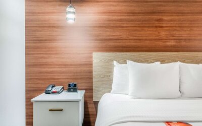 La Quinta Inn & Suites by Wyndham Oklahoma City Airport