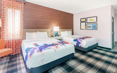 La Quinta Inn & Suites by Wyndham Oklahoma City Airport