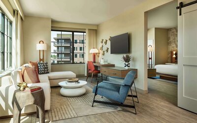 Lively Hotel On Oak Oklahoma City, Tapestry By Hilton