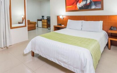 Howard Johnson By Wyndham Barranquilla Versalles