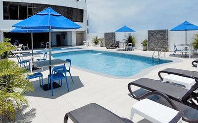 Howard Johnson By Wyndham Barranquilla Versalles