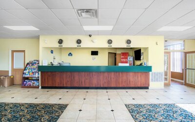 OYO Hotel Oklahoma City South I-35 and SE 29th