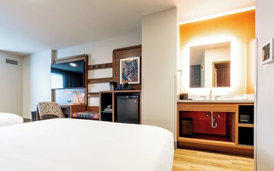 OKANA Resort & Indoor Waterpark