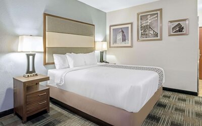 La Quinta Inn & Suites by Wyndham Guthrie