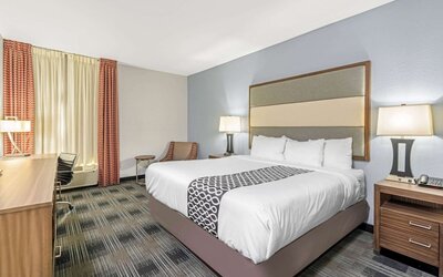 La Quinta Inn & Suites by Wyndham Guthrie