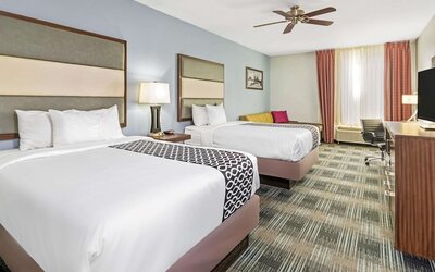 La Quinta Inn & Suites by Wyndham Guthrie