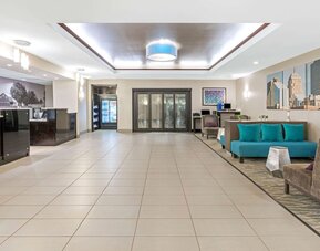 La Quinta Inn & Suites by Wyndham Oklahoma City -Yukon