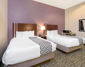 La Quinta Inn & Suites by Wyndham Oklahoma City -Yukon
