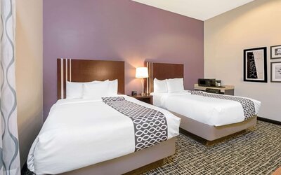 La Quinta Inn & Suites by Wyndham Oklahoma City -Yukon