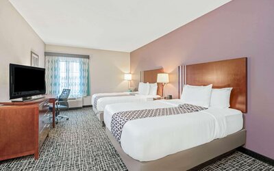 La Quinta Inn & Suites by Wyndham Oklahoma City -Yukon