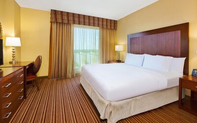 Embassy Suites by Hilton Norman Hotel & Conference Center