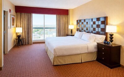 Embassy Suites by Hilton Norman Hotel & Conference Center