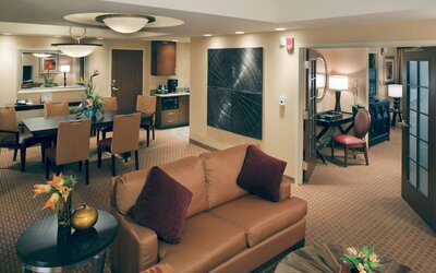 Embassy Suites by Hilton Norman Hotel & Conference Center