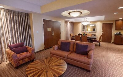 Embassy Suites by Hilton Norman Hotel & Conference Center