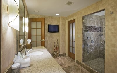 Embassy Suites by Hilton Norman Hotel & Conference Center
