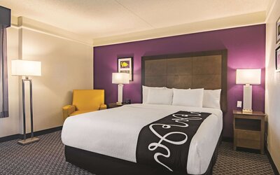 La Quinta Inn & Suites by Wyndham Oklahoma City Norman