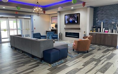 La Quinta Inn & Suites by Wyndham Oklahoma City - Moore