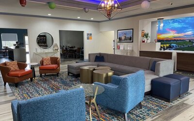 La Quinta Inn & Suites by Wyndham Oklahoma City - Moore