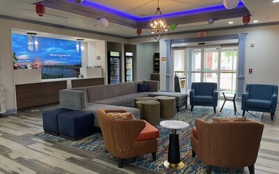 La Quinta Inn & Suites by Wyndham Oklahoma City - Moore
