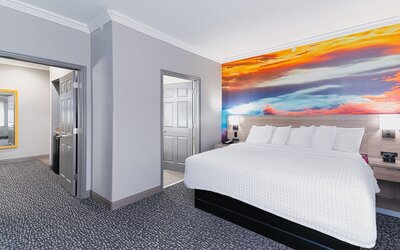La Quinta Inn & Suites by Wyndham Oklahoma City - Moore