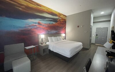 La Quinta Inn & Suites by Wyndham Oklahoma City - Moore