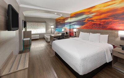 La Quinta Inn & Suites by Wyndham Oklahoma City - Moore