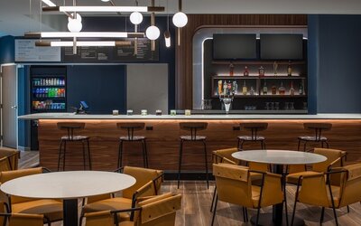 Courtyard By Marriott Olympia