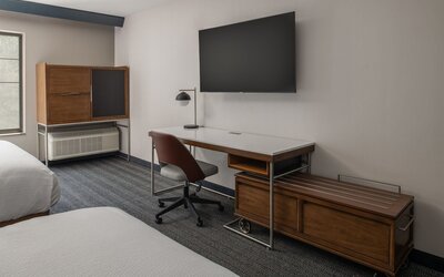 Courtyard By Marriott Olympia