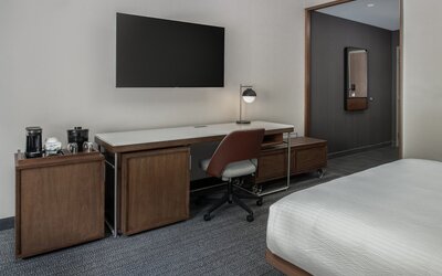 Courtyard By Marriott Olympia
