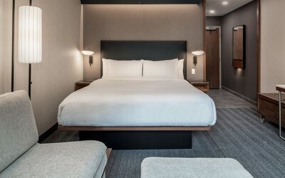 Courtyard By Marriott Olympia
