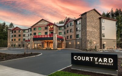 Courtyard By Marriott Olympia