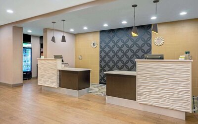 La Quinta Inn & Suites by Wyndham Tumwater - Olympia