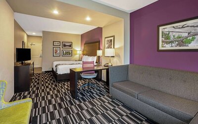 La Quinta Inn & Suites by Wyndham Tumwater - Olympia