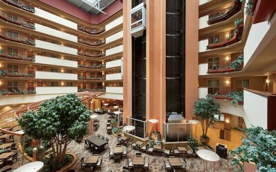 Embassy Suites Omaha-La Vista/Hotel & Conference Center